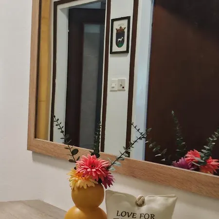 Near Centar For 2+1 At Pula, With Garden And Free Parking Apartmán